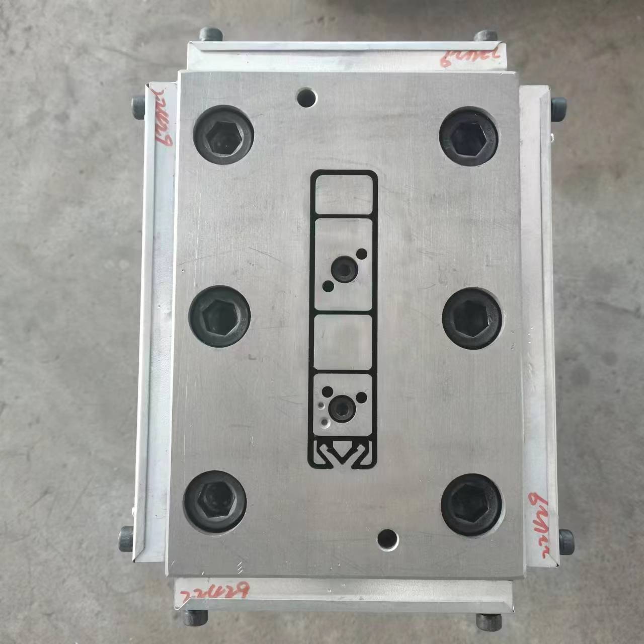 PVC木塑、發(fā)泡模具